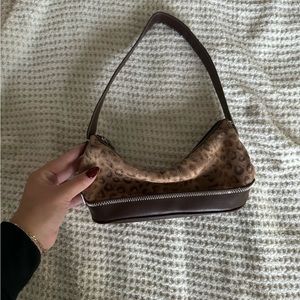 Tommy Hilfiger cheetah shoulder bag